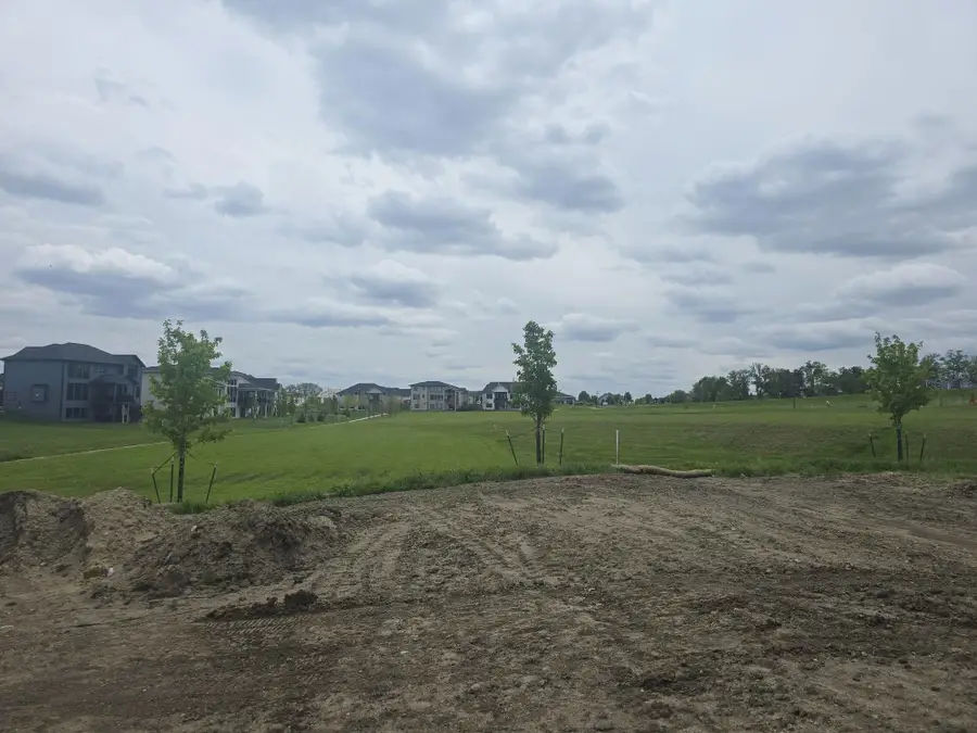 16214 Sharon Drive, Urbandale, IA 50323 - #3