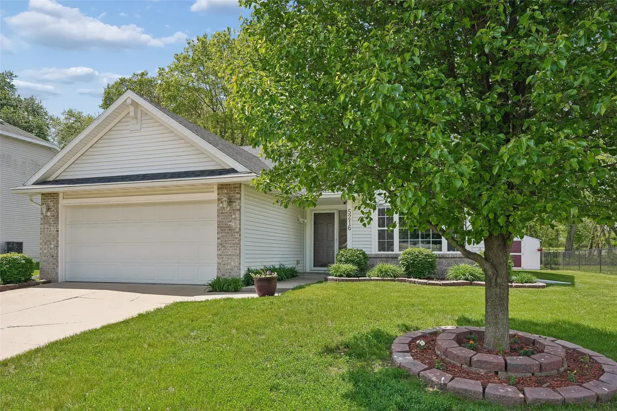 5216 SE 26th Court, Des Moines, IA 50320 - #1