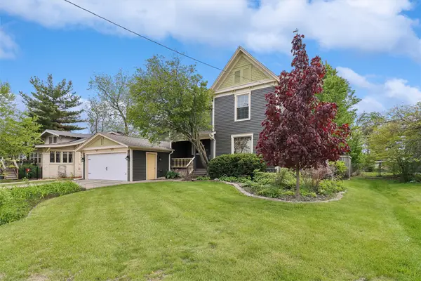 521 N 2nd Avenue E, Newton, IA 50208