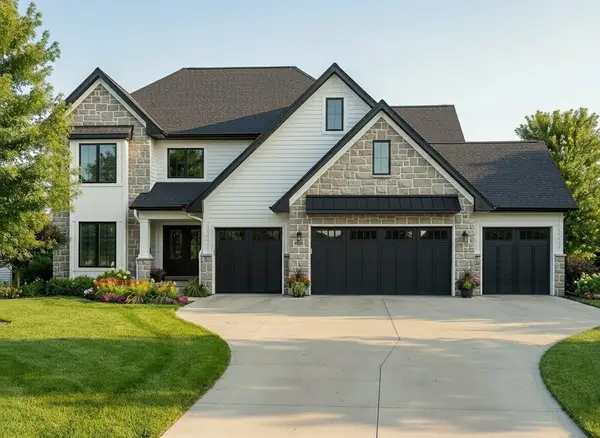 1472 S 81st Street, West Des Moines, IA 50266