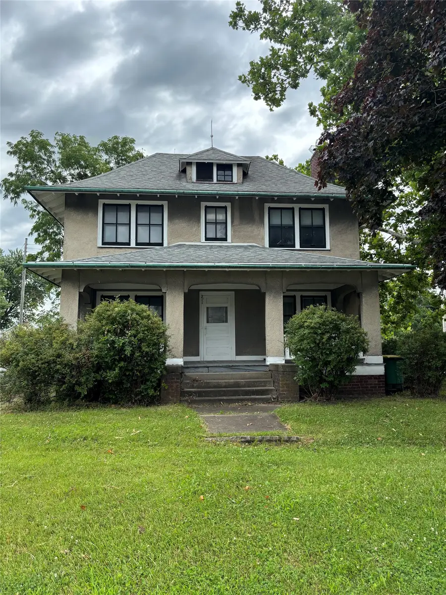 211 S Maple Street, Creston, IA 50801 - #2