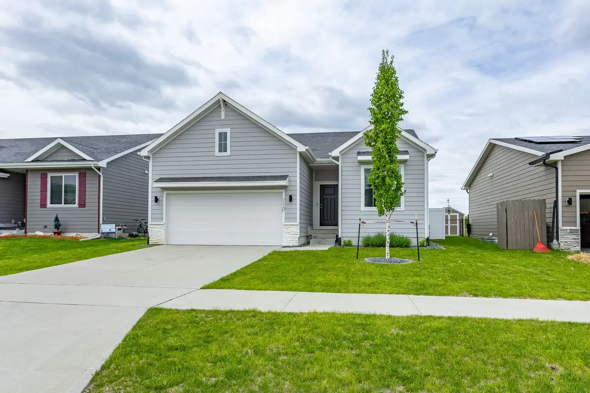 710 SE 69th Street, Pleasant Hill, IA 50327 - #1