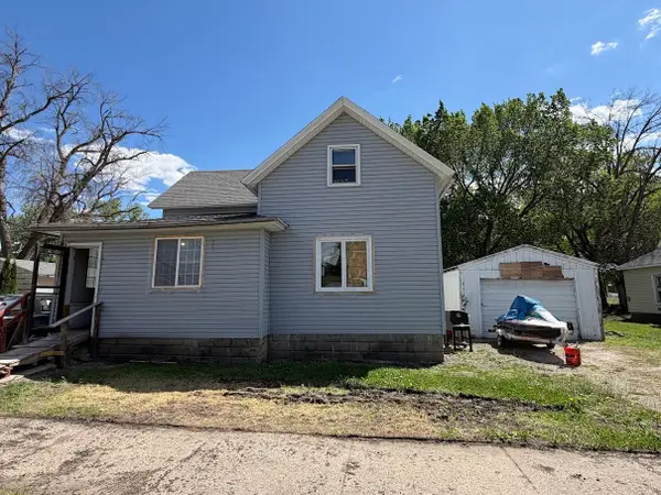 604 Oak Street, Rolfe, IA 50581