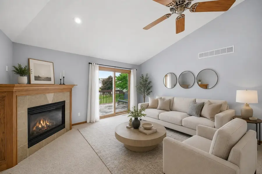 729 SE Ponds Edge Circle, Ankeny, IA 50021 - #3