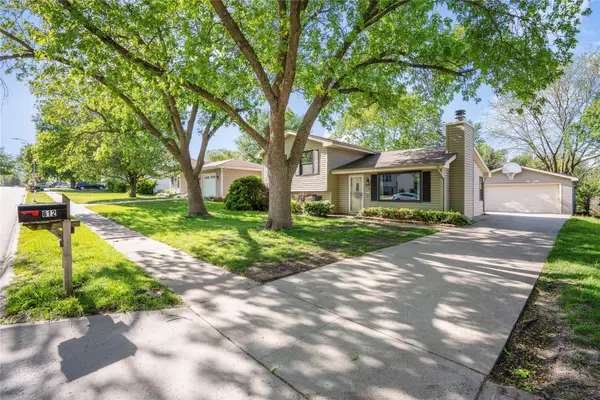 613 NE 5th Street, Grimes, IA 50111