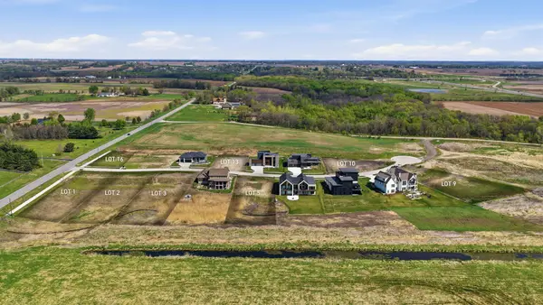12024 NW Meadow Springs Drive, Johnston, IA 50131