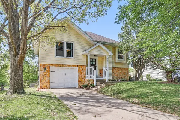 5008 Westwood Drive, West Des Moines, IA 50265