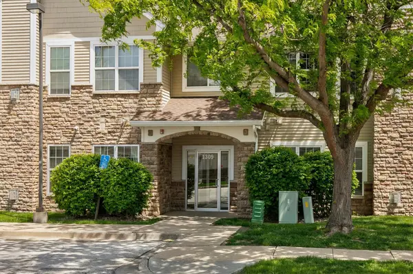 1309 SE University Avenue #108, Waukee, IA 50263