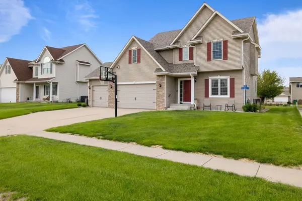 6250 NW 49th Street, Johnston, IA 50131