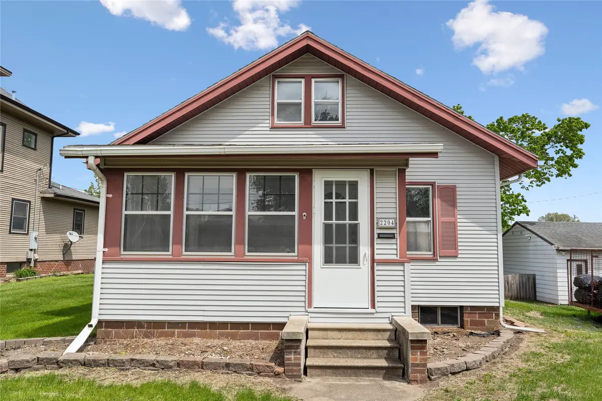 2204 1st Avenue, Perry, IA 500220 - #1