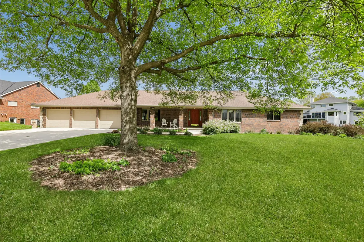 510 SE Southfork Drive, Waukee, IA 50263 - #1