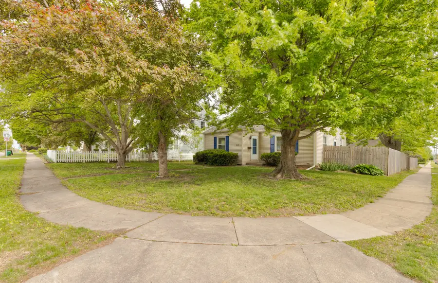 1832 Vine Street, West Des Moines, IA 50265 - #3