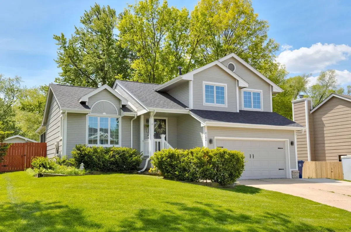 6104 Goodman Drive, Urbandale, IA 50322 - #1