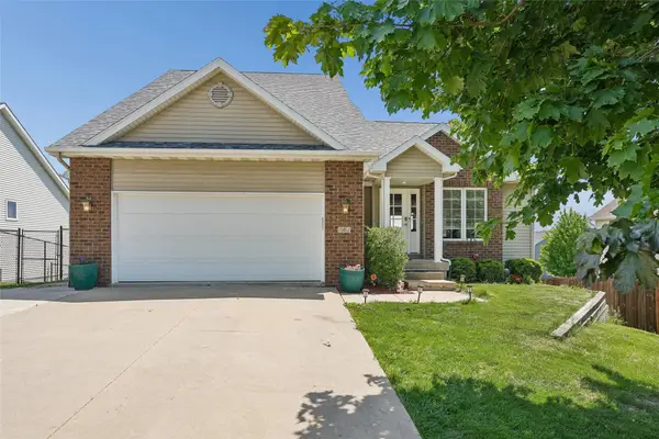 302 N 15th Street, Indianola, IA 50125