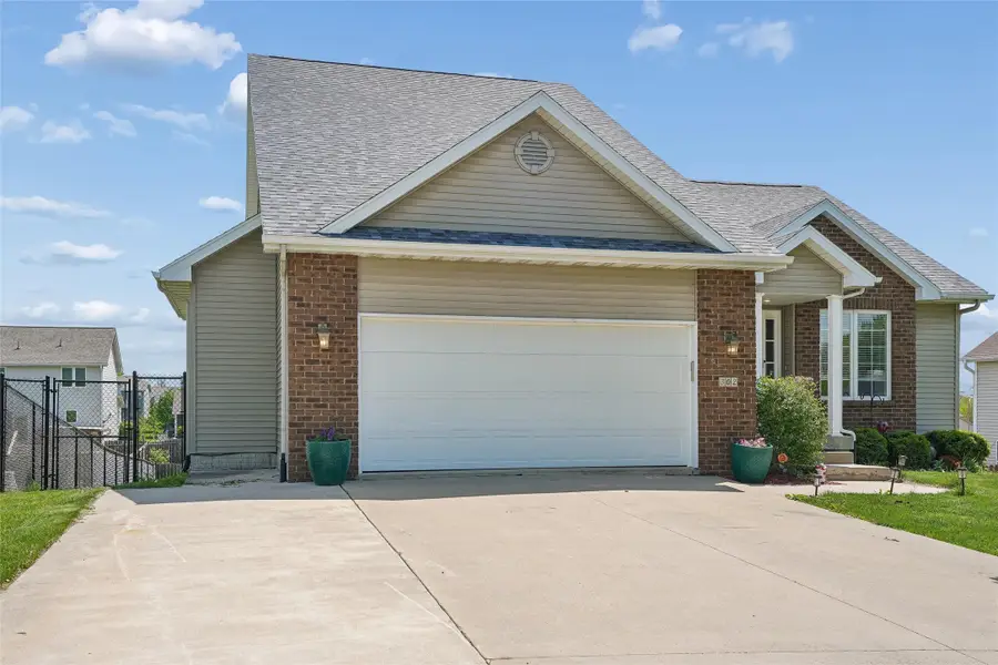 302 N 15th Street, Indianola, IA 50125 - #2