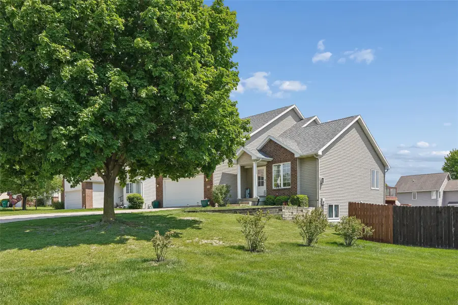 302 N 15th Street, Indianola, IA 50125 - #3