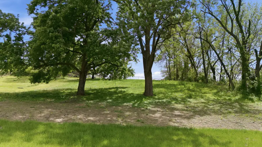 1417 Pioneer Road, Des Moines, IA 50320 - #3