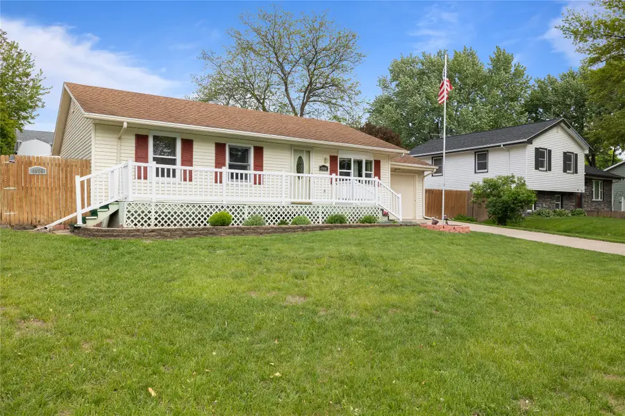 9225 Golden Valley Drive, Norwalk, IA 50211 - #2