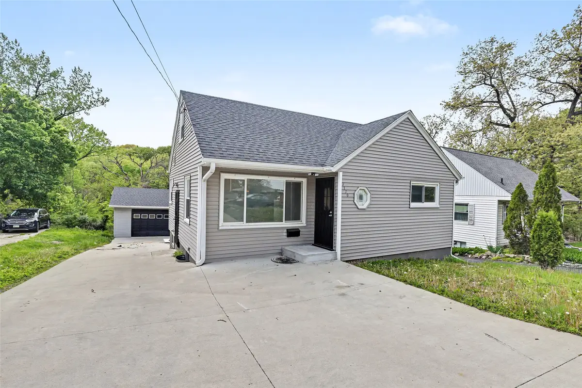 3120 30th Street, Des Moines, IA 50310 - #1