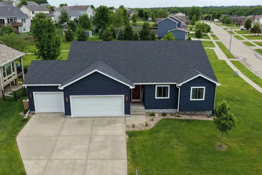 14624 Westbrook Drive, Urbandale, IA 50323 - #2