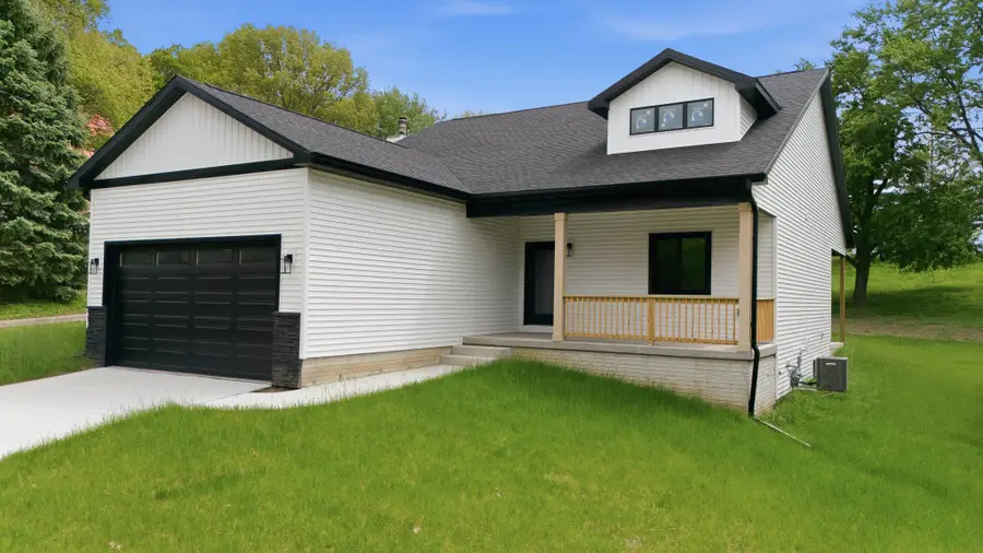 1421 Pioneer Road, Des Moines, IA 50320 - #3