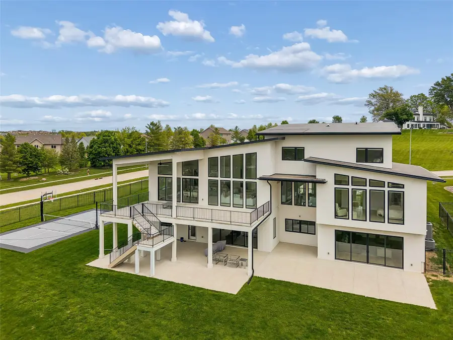 1505 S Dawsons Cove, West Des Moines, IA 50266 - #2