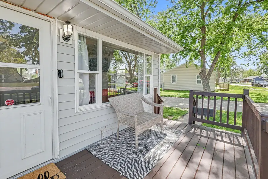 300 E 21st Street S, Newton, IA 50208 - #3