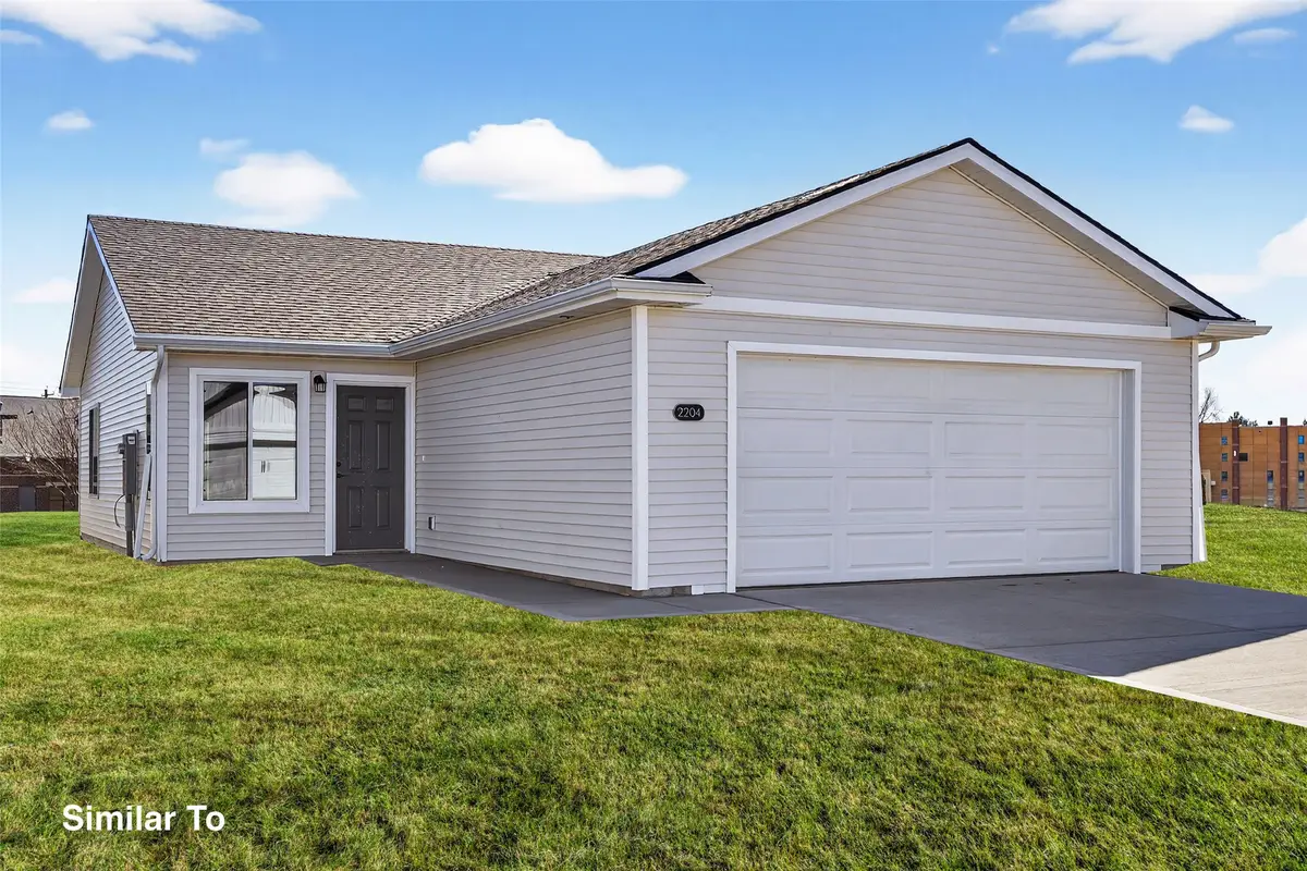 2203 Legacy Drive, Norwalk, IA 50211 - #1