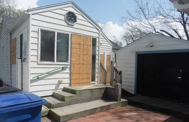 3946 50th Street, Des Moines, IA 50310 - #3