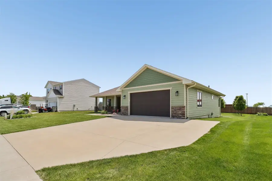 711 Lily Lane, Pleasantville, IA 50225 - #3