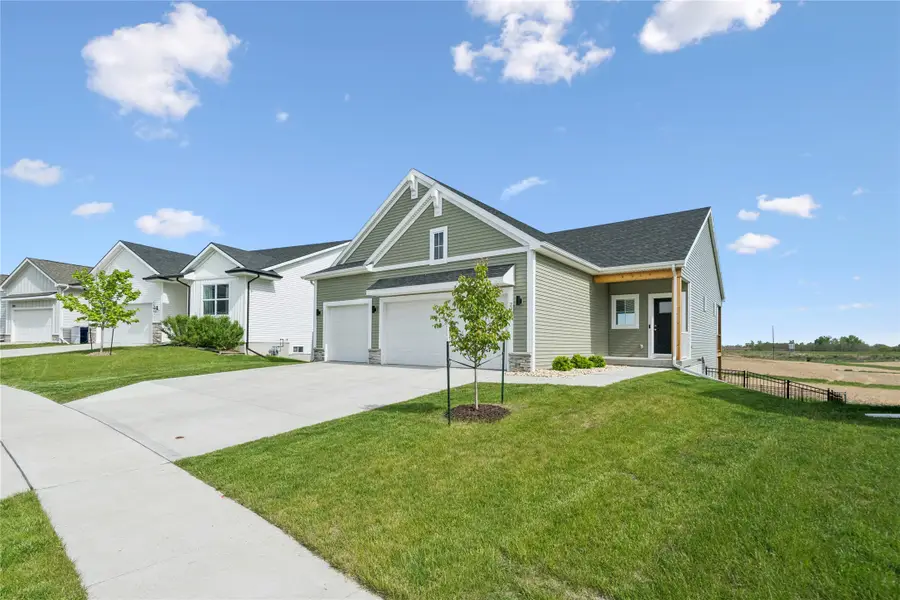 2924 Primrose Lane, Pella, IA 50219 - #2