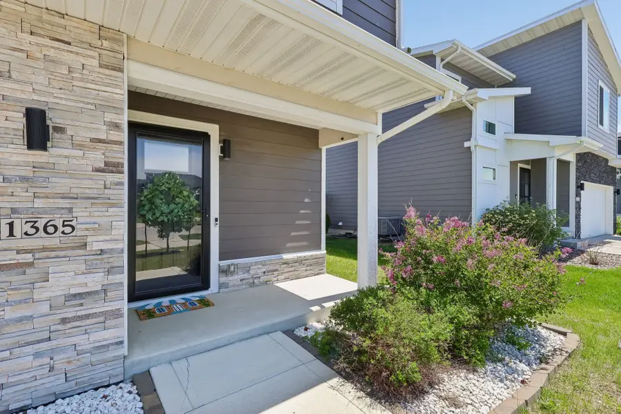 1365 SE Parkview Crossing Drive, Waukee, IA 50263 - #2