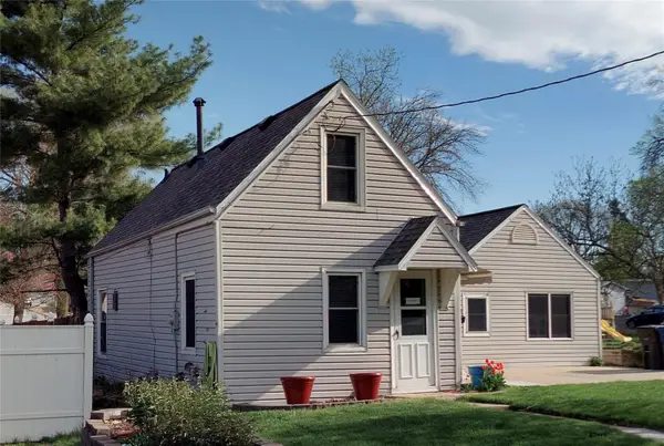 1017 Geil Avenue, Des Moines, IA 50315
