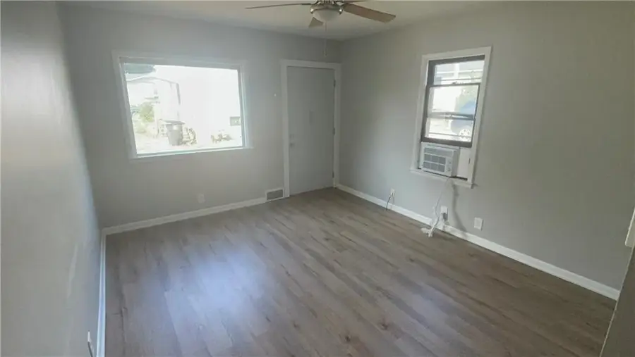 1208 West Street, Des Moines, IA 50315 - #3