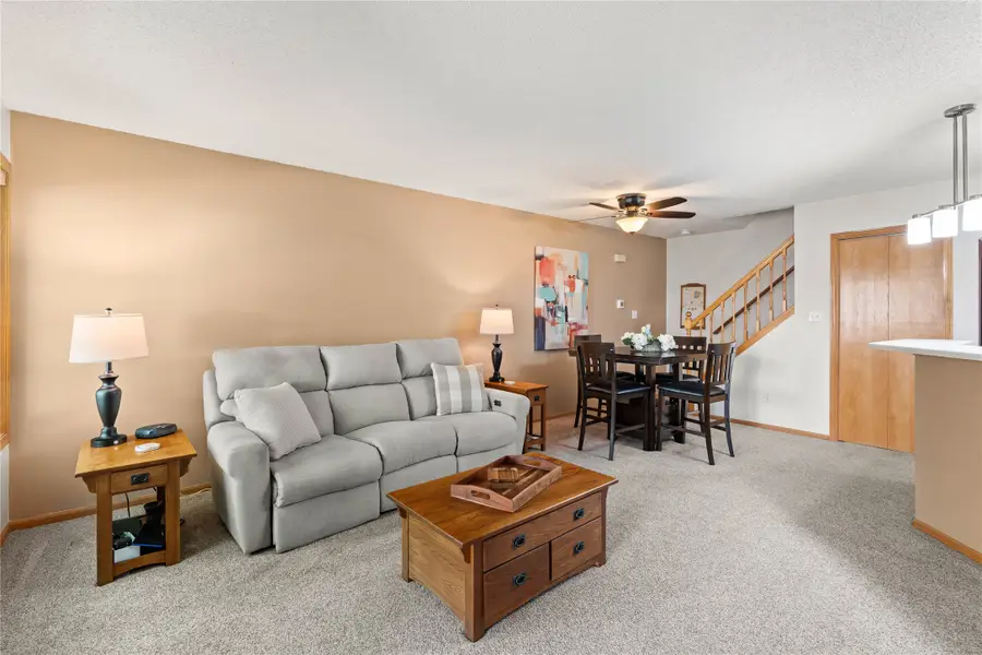 2217 Grand Avenue #6, West Des Moines, IA 50265 - #3
