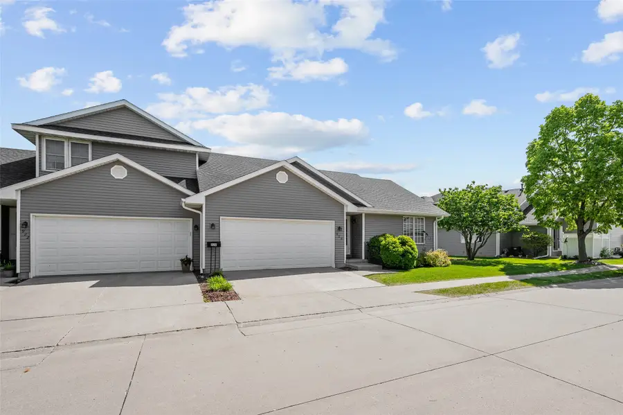 920 Robin Circle, Altoona, IA 50009 - #3