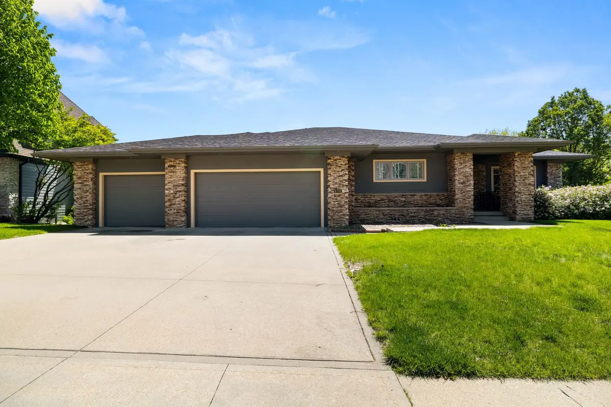 4303 161st Street, Urbandale, IA 50323 - #1
