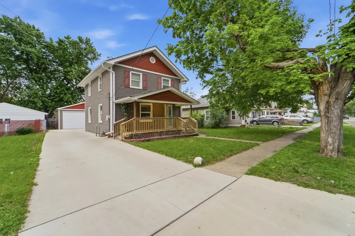 2432 Des Moines Street, Des Moines, IA 50317 - #1