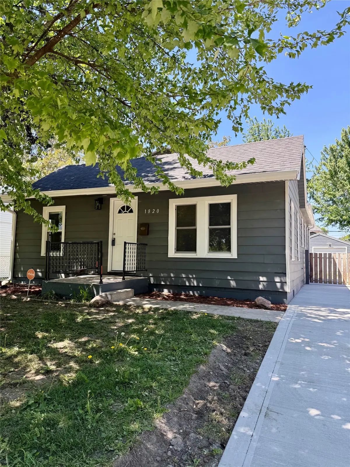 1820 E 25th Street, Des Moines, IA 50317 - #1