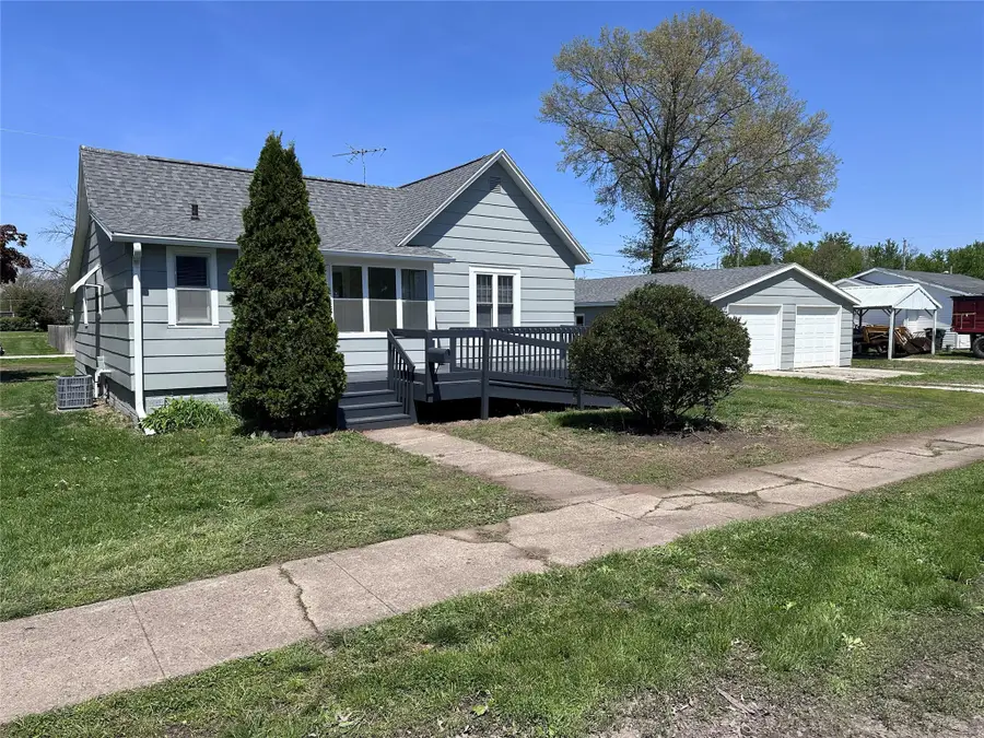 316 Warford Street, Perry, IA 50220 - #2