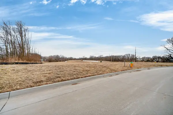 185 Alder Boulevard, Pleasant Hill, IA 50327