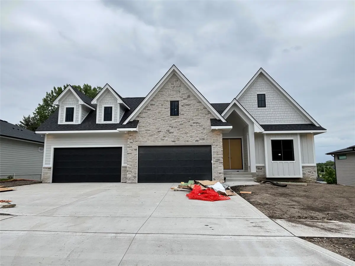 15801 Hickory Drive, Urbandale, IA 50323 - #1