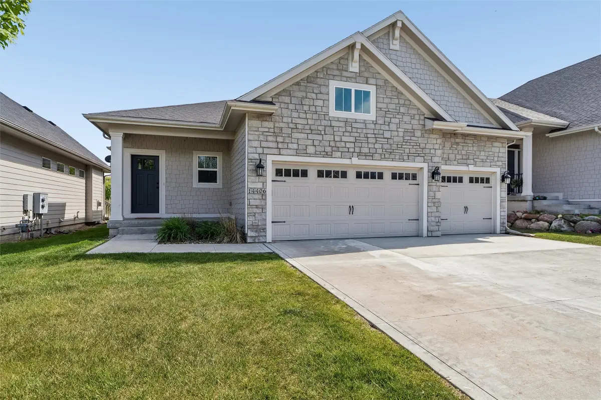 14406 Holcomb Avenue, Urbandale, IA 50323 - #1