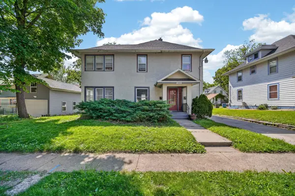 1064 27th Street, Des Moines, IA 50311