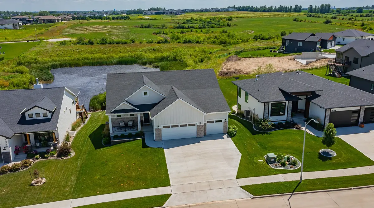 16320 Northpark Drive, Urbandale, IA 50323 - #1
