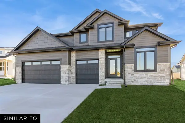 17238 Northview Drive, Urbandale, IA 50323