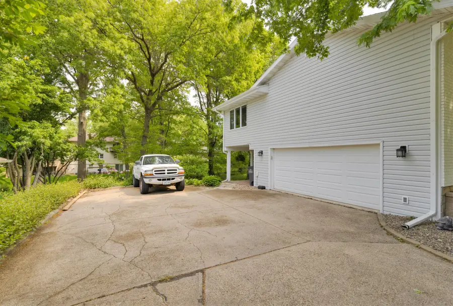 2825 Miller Avenue, Des Moines, IA 50321 - #3