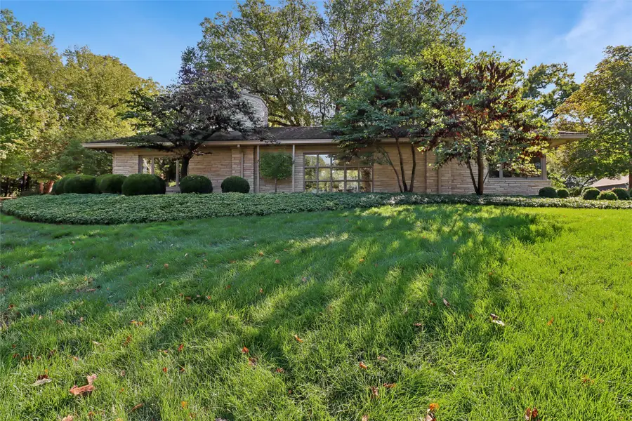 465 Foster Drive, Des Moines, IA 50312 - #2