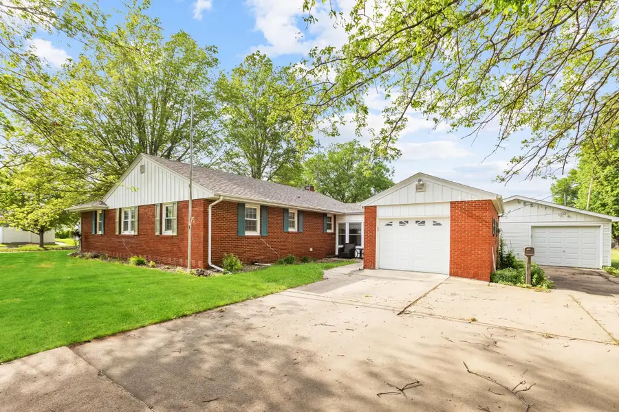 811 Carle Street, Knoxville, IA 50138 - #2
