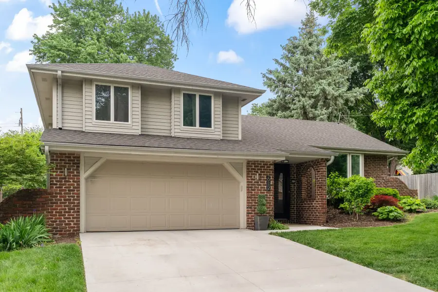 612 34th Place, West Des Moines, IA 50265 - #2